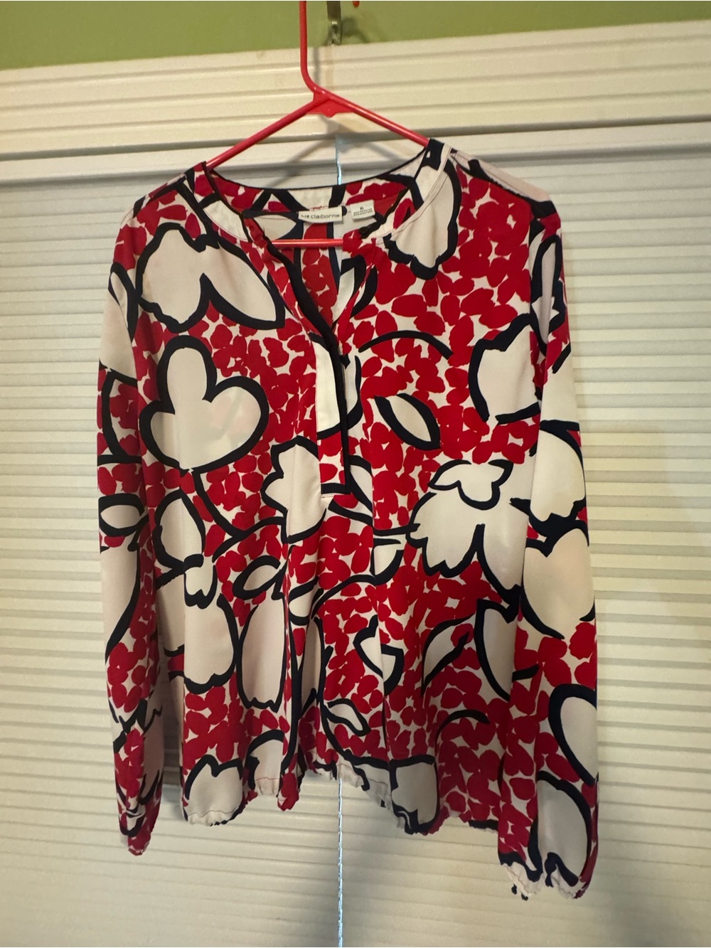 Liz Claiborne Red, White & Black Floral Button-Front Blouse